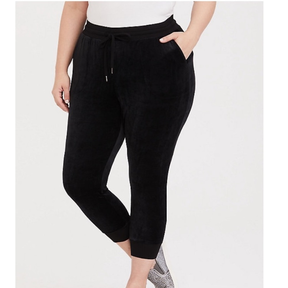 Black velvet sweatpants/joggers NWT